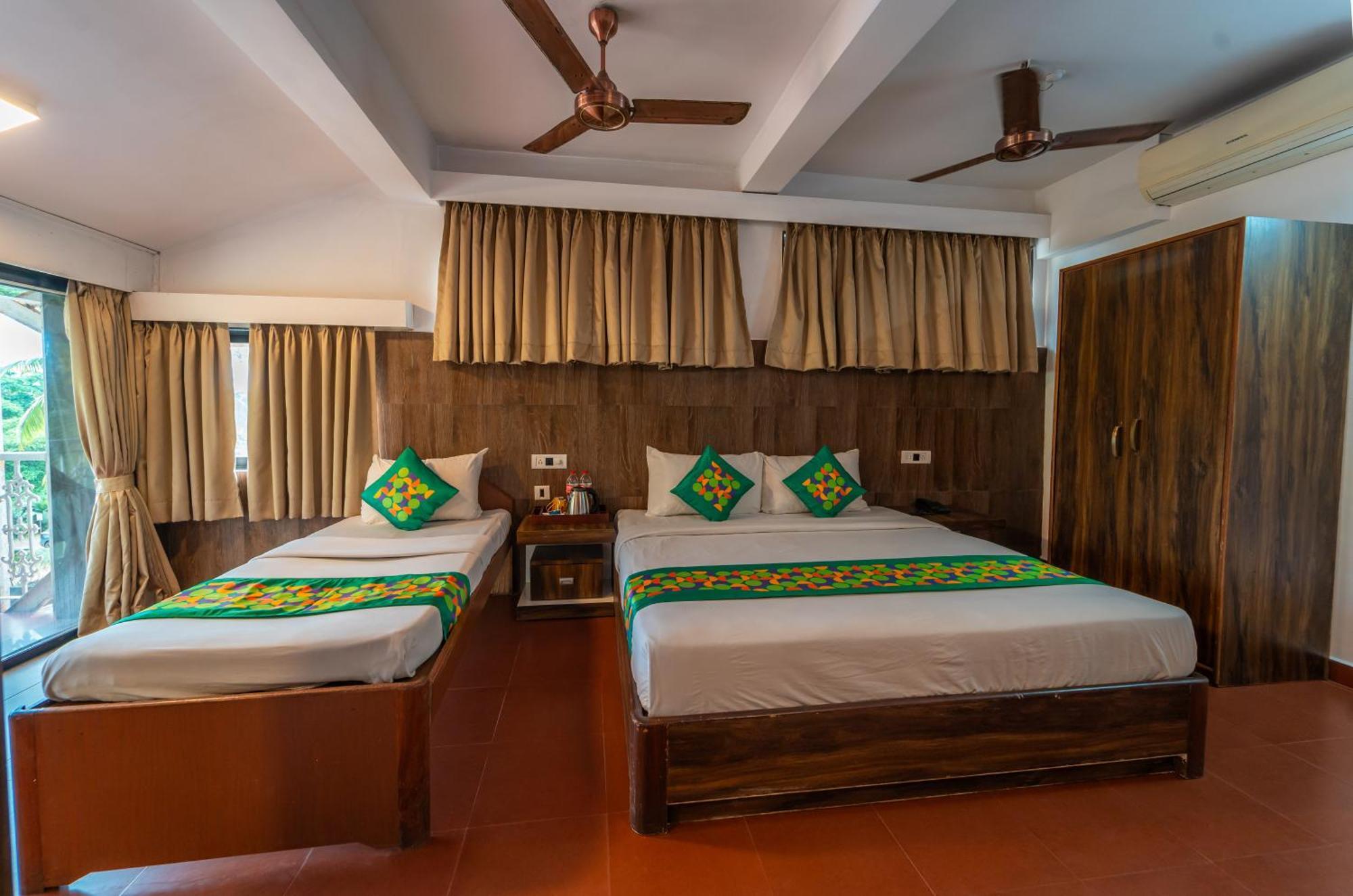 Treebo Kristal Sands Hotel 3*
