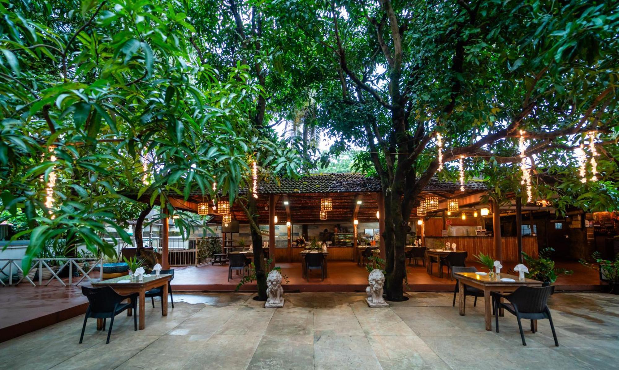 Treebo Kristal Sands Hotel 3*